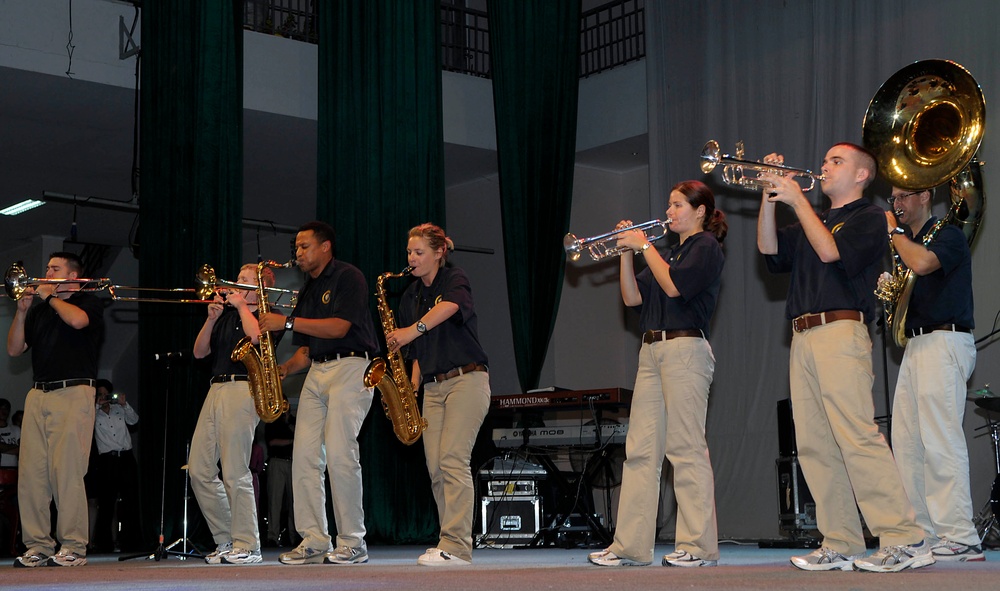 Quy Nhon, U.S. Pacific Fleet band concert