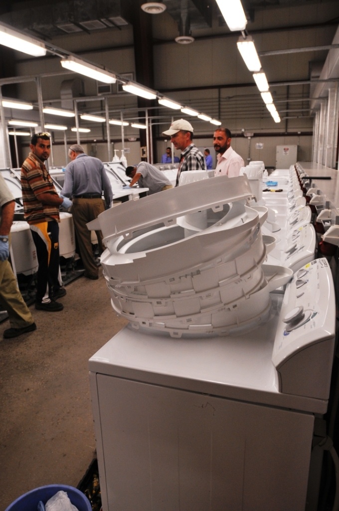 Keeping The IZ Fresh and Clean: KBR Opens New Laundry Facility on Camp Prosperity