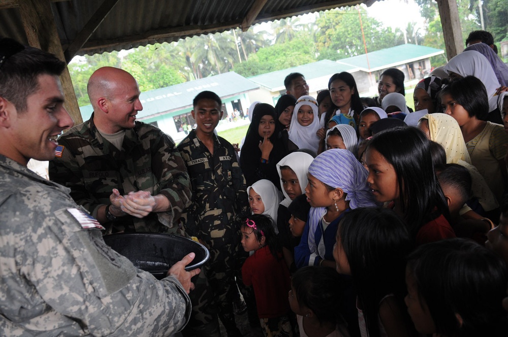 Southern Philippines Medical/Dental Assistance