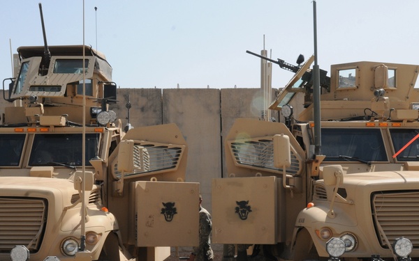 Mechanics escort VIPs base to base