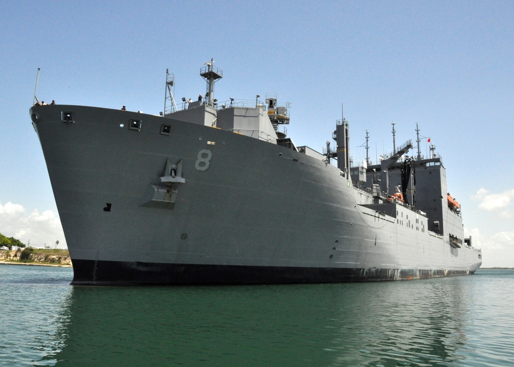 usns wally schirra