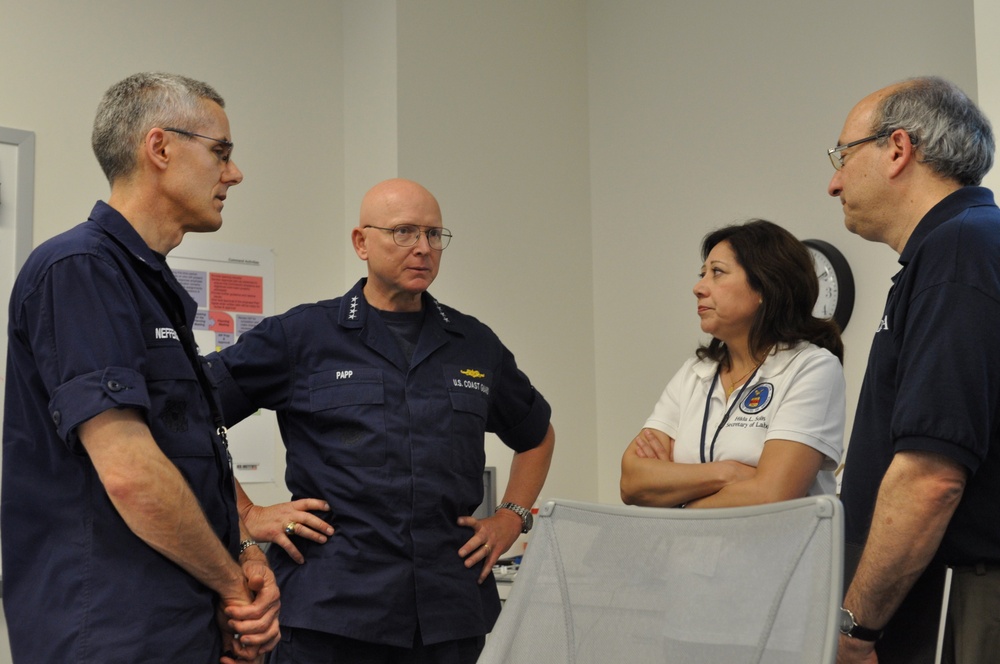 Secretary of Labor and Commandant Visit Deepwater Horizon Incident Command