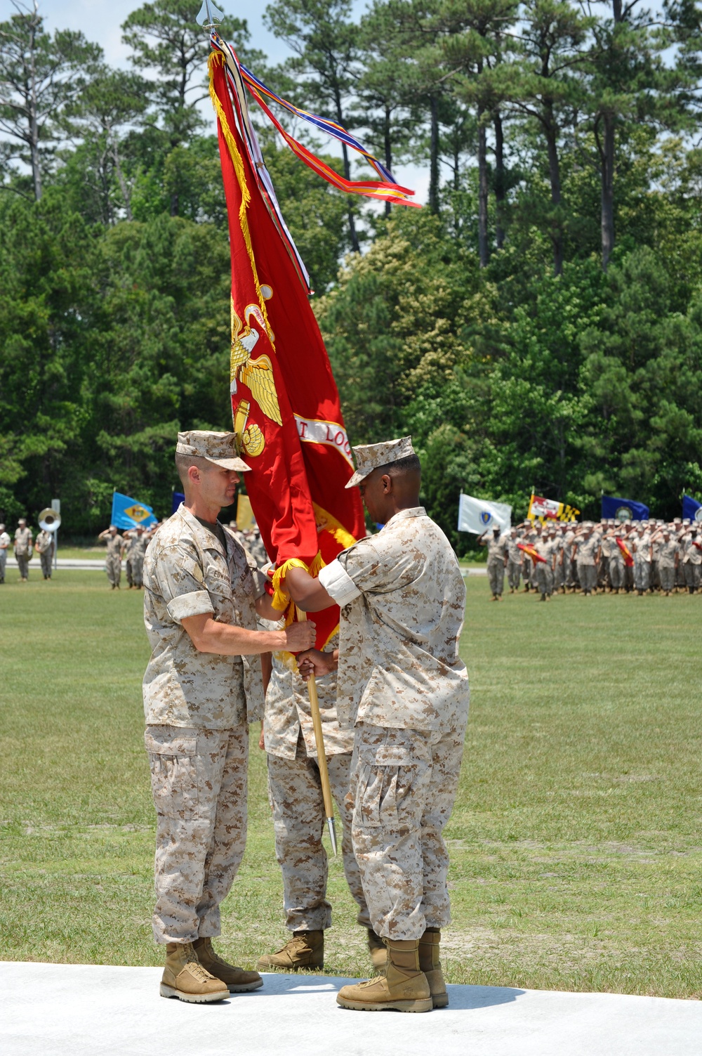 Logistics regiment welcomes new commander