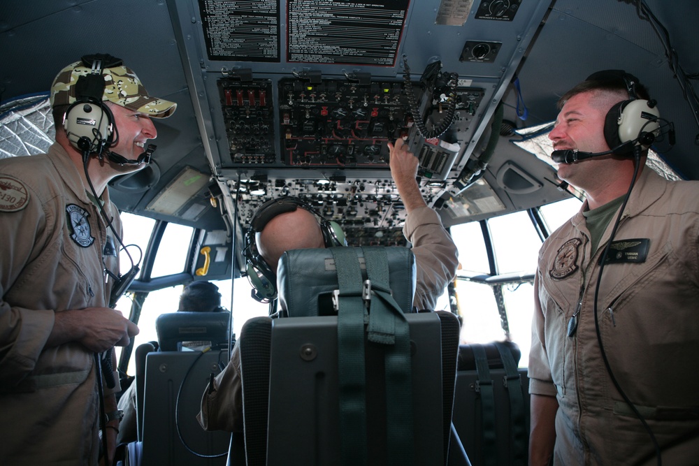 Navigator Plans Flights, Aviation Portion of Exercise During AFRICAN LION 2010