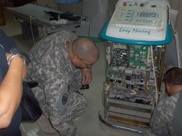 3rd BSTB Soldiers support Umm Qasr hospital
