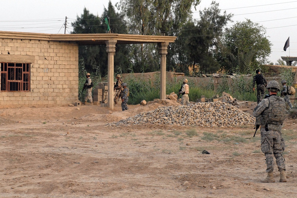 Iraqi Federal Police take charge at Task Force Nassir Academy