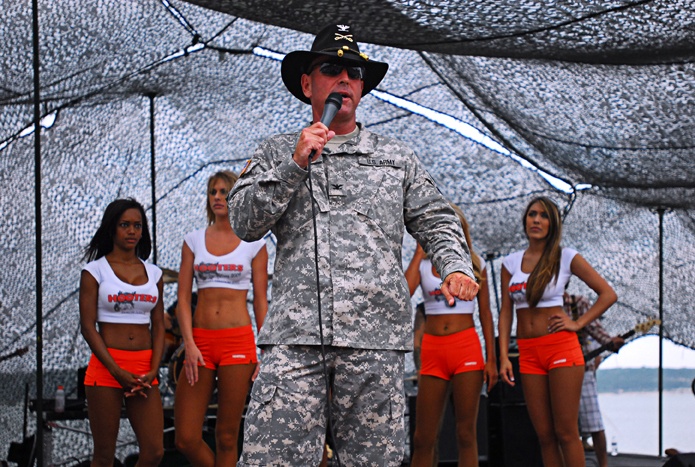 Singles mingle at Fort Hood festival