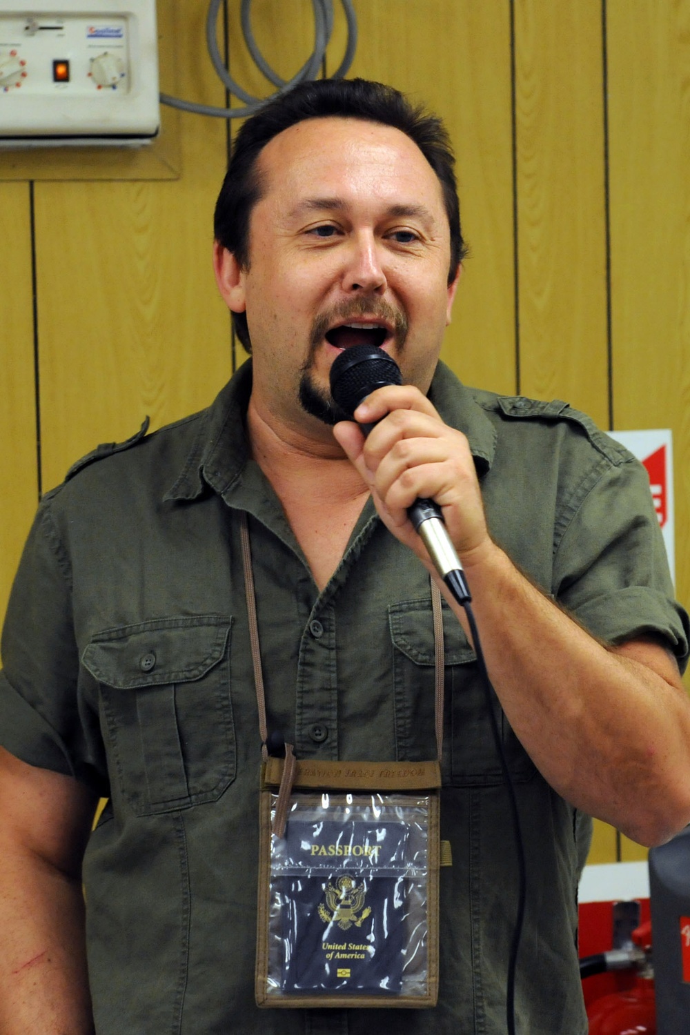 Comedians come to Iron Oasis, entertain USD-C Soldiers