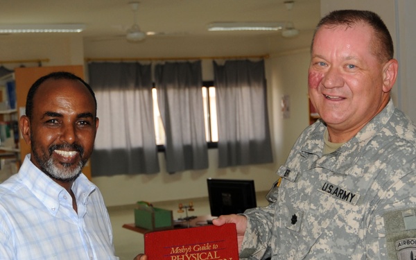 Civil Affairs Battalion Donates Books to Djiboutian Medical School