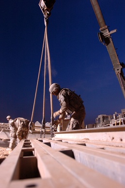 Engineers bridge Tigris to help to help Salman Pak