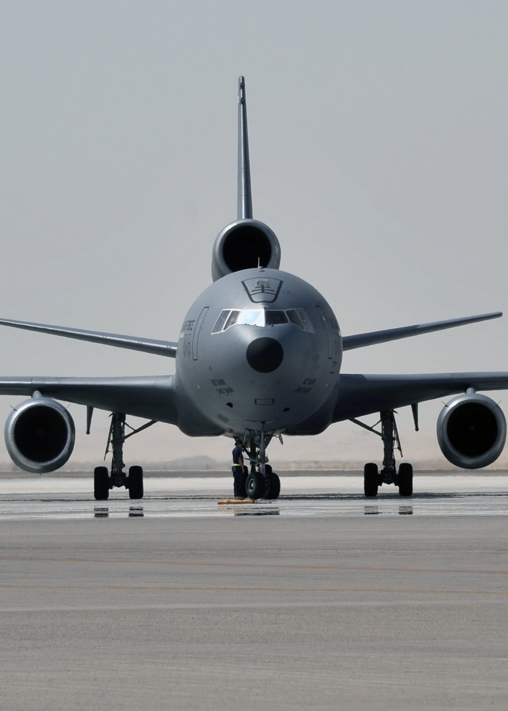 KC-10 Extender: BIG Parking Space Required