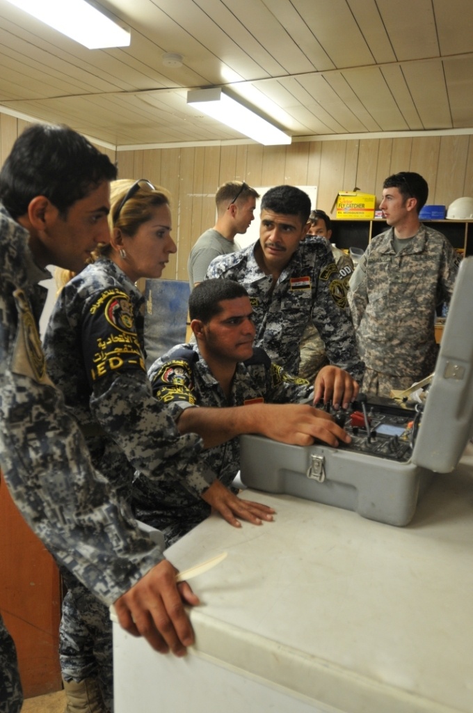 US Army Explosive Ordnance Disposal Team Training Makes Big Impact on an Iraqi Federal Police EOD Squad in Baghdad