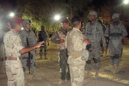 Paratroopers, Iraqi Soldiers partner to keep Anbar roads safe