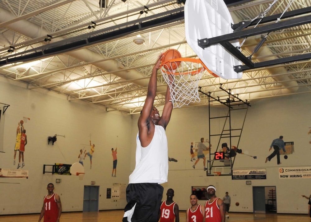 Wasp, U.S. Sailors Participate in International Basketball Tourney