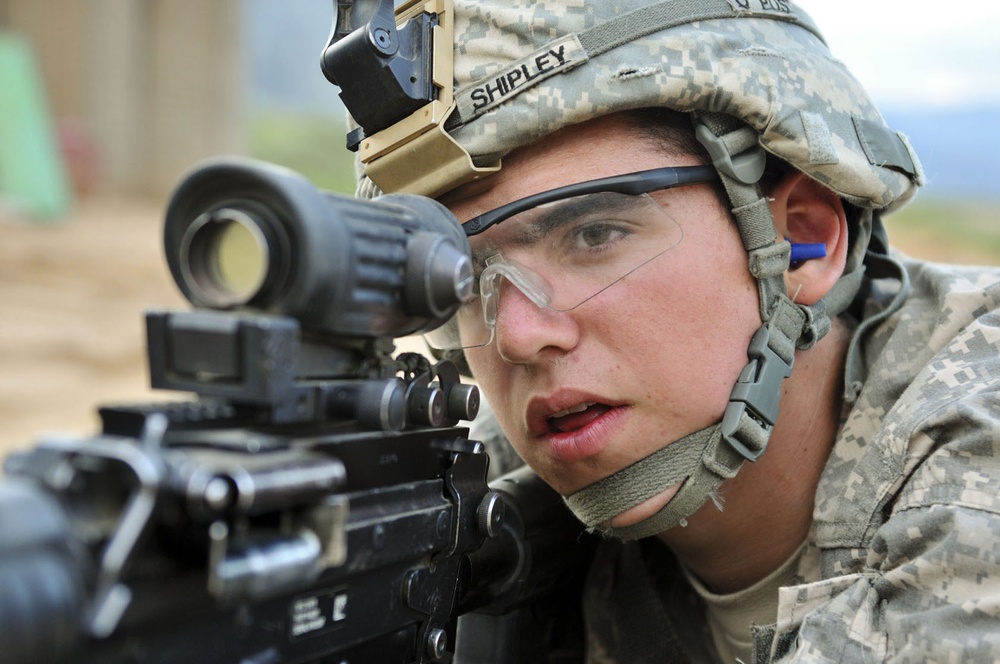 Cavalry Soldiers Maintain Their Zero at FOB Bostick