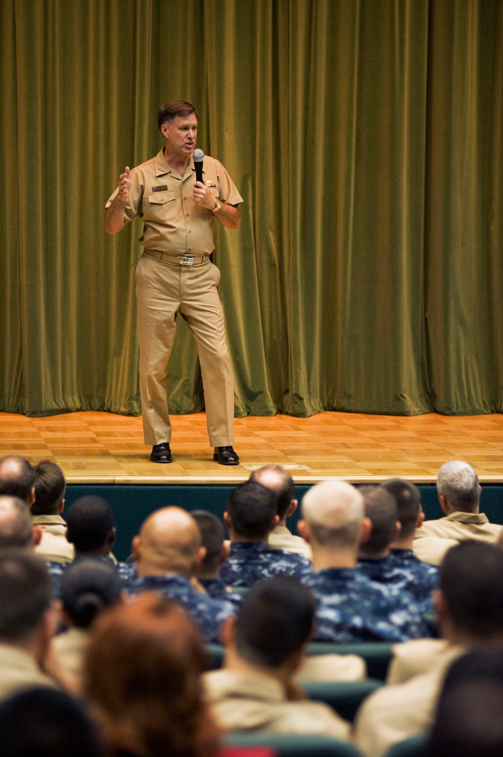 Chief of Naval Personnel Visits NSA Naples