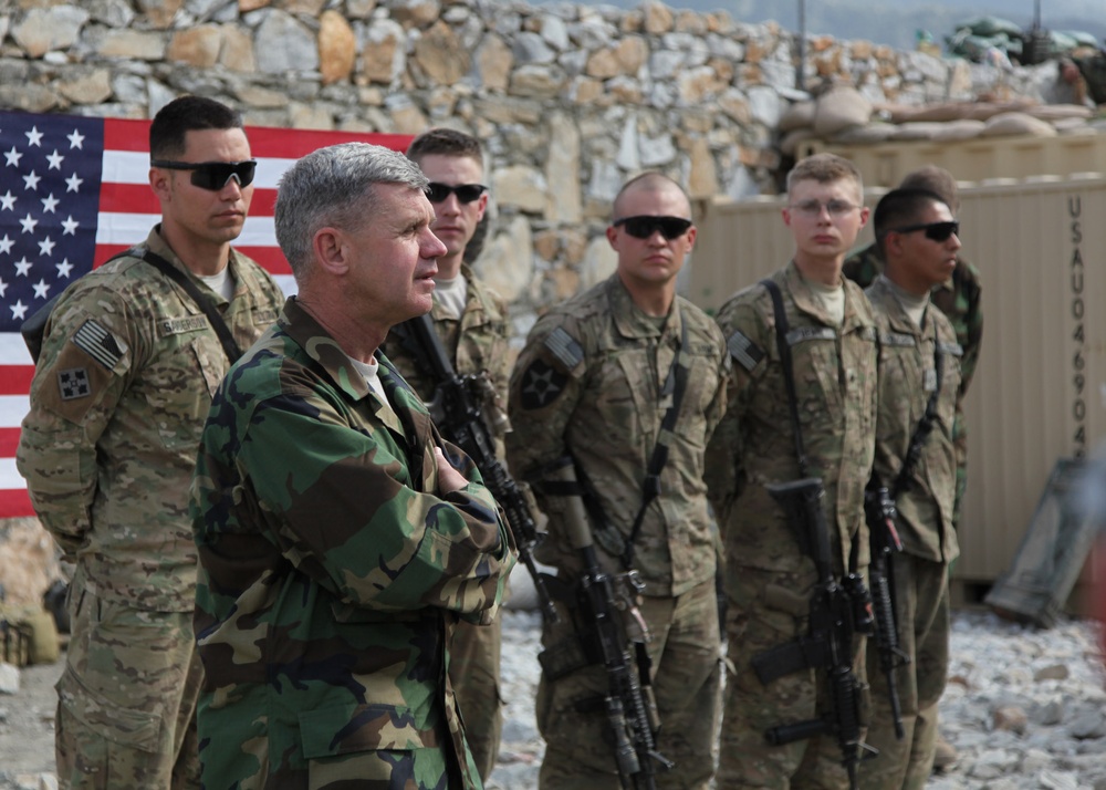 ISAF commander visits with troops