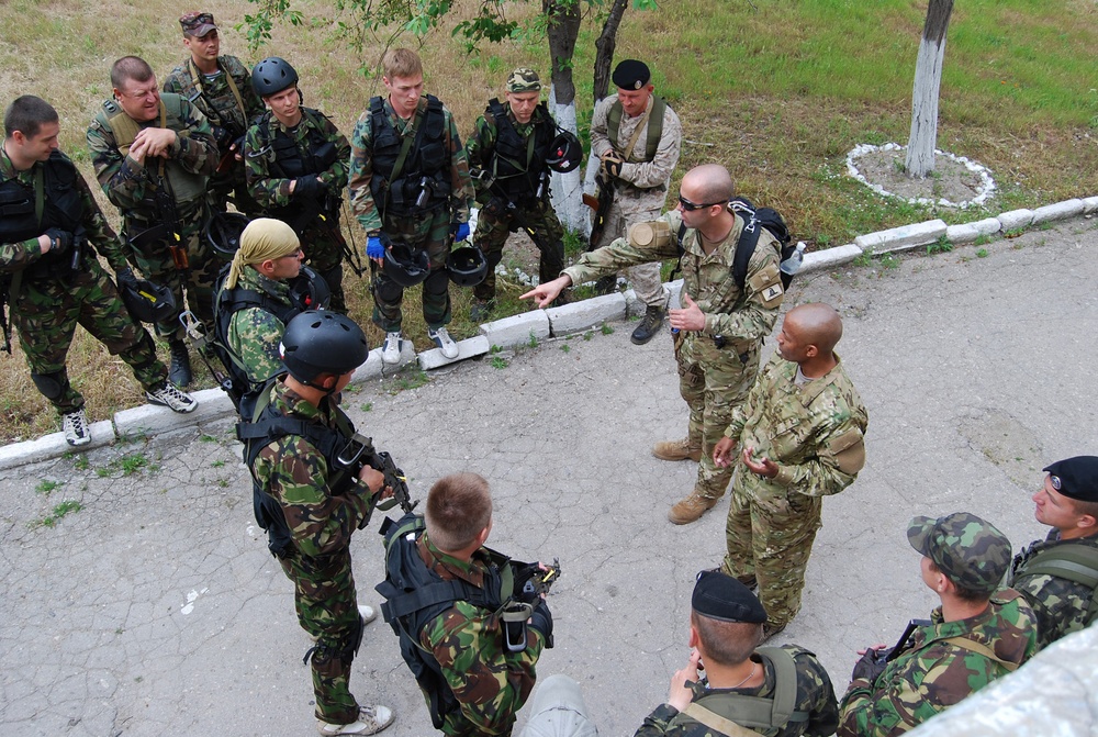 Ukraine Security Force Assistance Mobile Training Teams