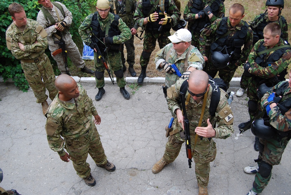 Ukraine Security Force Assistance Mobile Training Teams