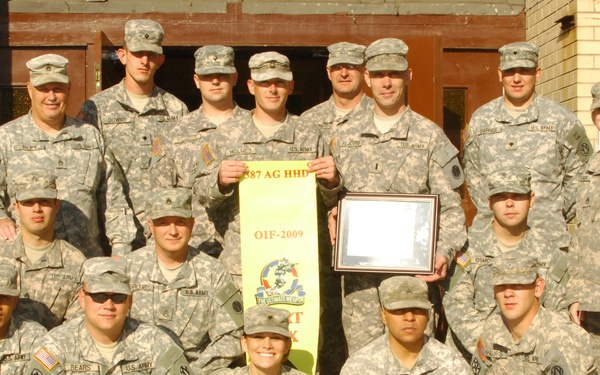 Postal Soldiers Return From Iraq