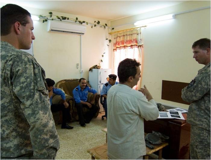 Cav scouts share knowledge with Iraqi Police partners