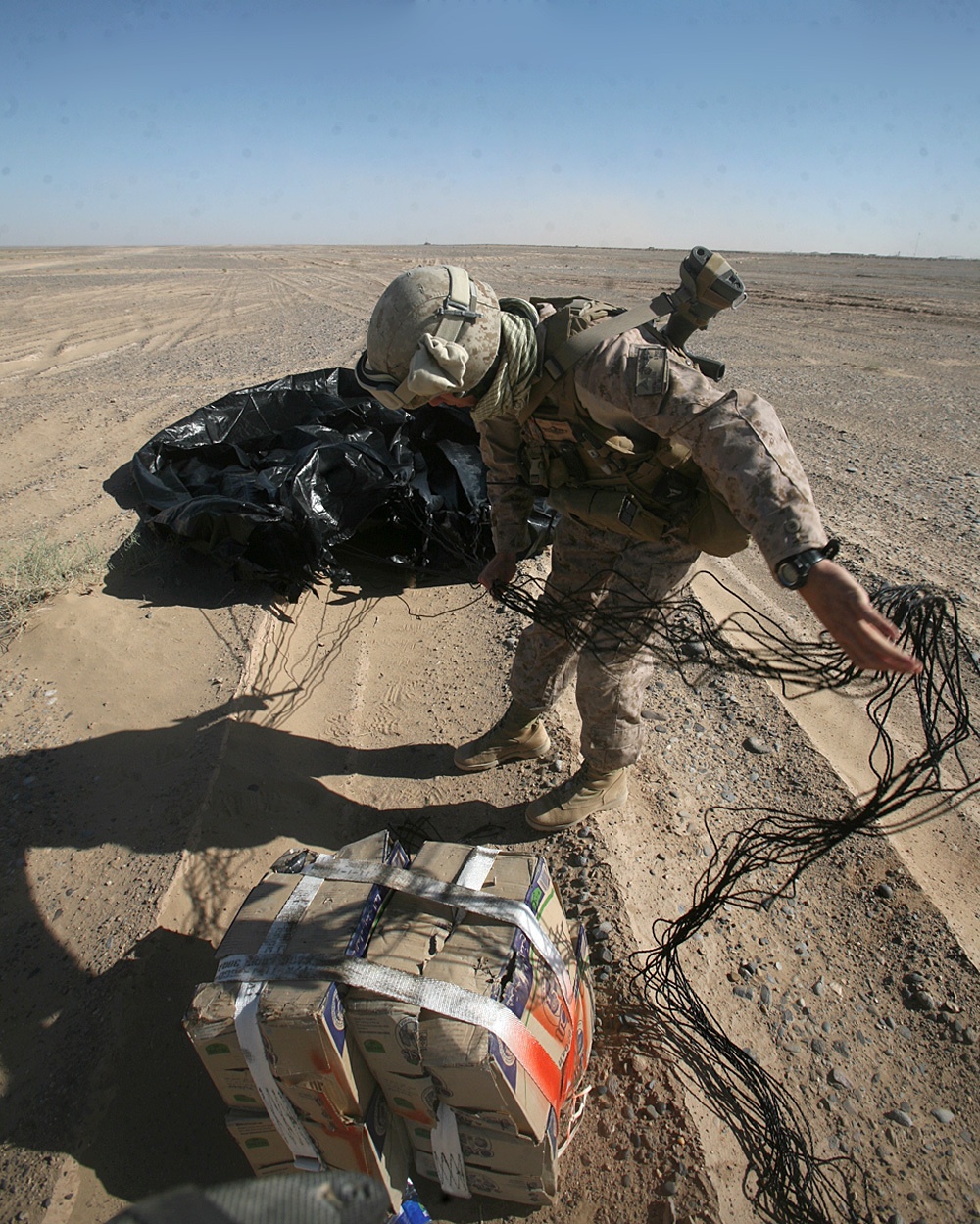 Air delivery Marines get the drop on new parachute system during training op