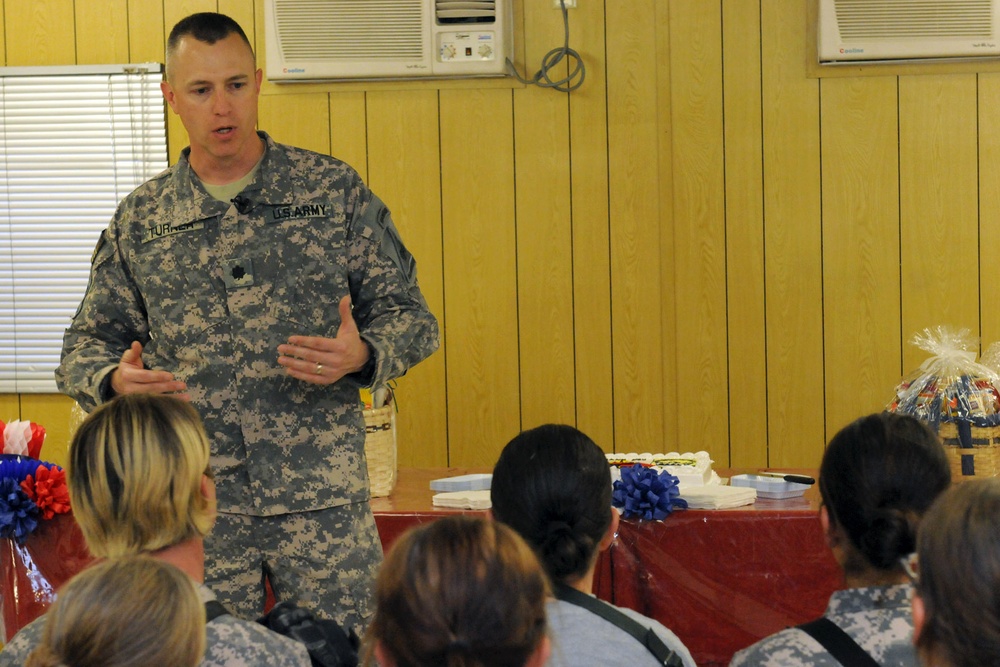Female Soldiers receive gifts from Georgia women