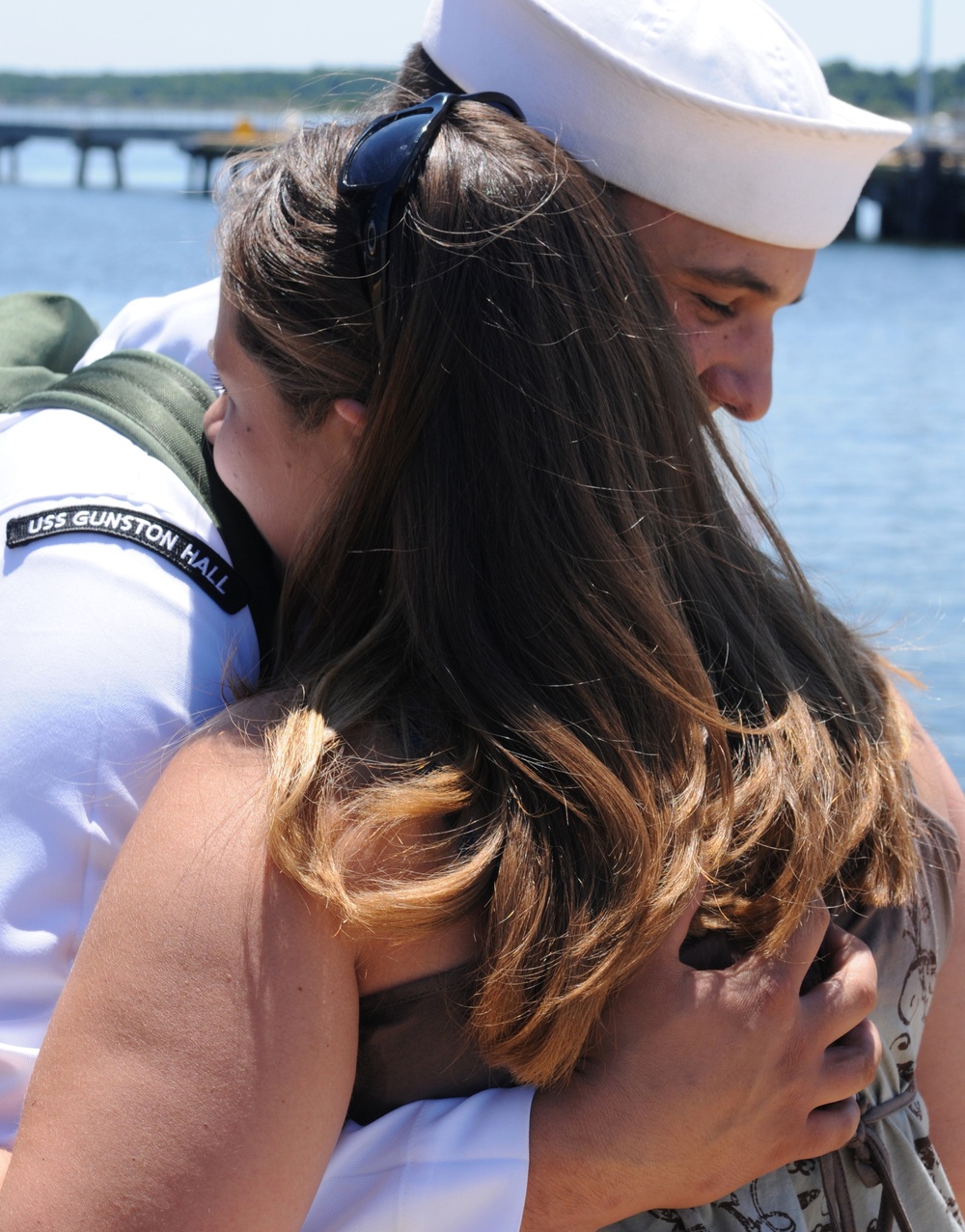 USS Gunston Hall arrives in Norfolk