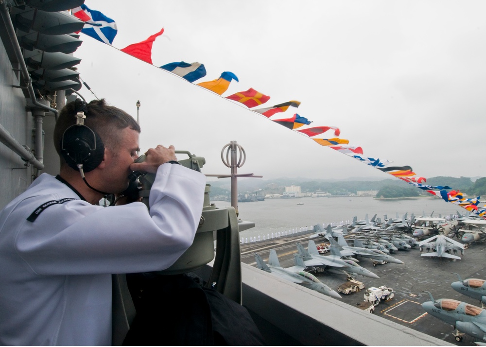 USS George Washington action