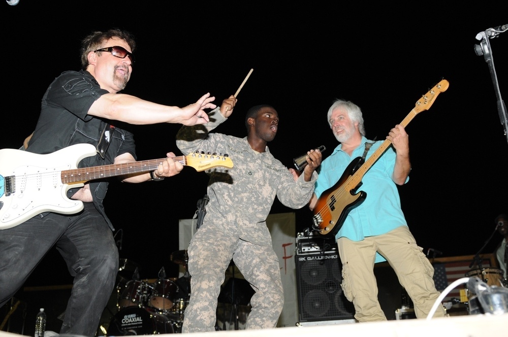 Rock, Pop Masters performs at Camp Liberty in Iraq
