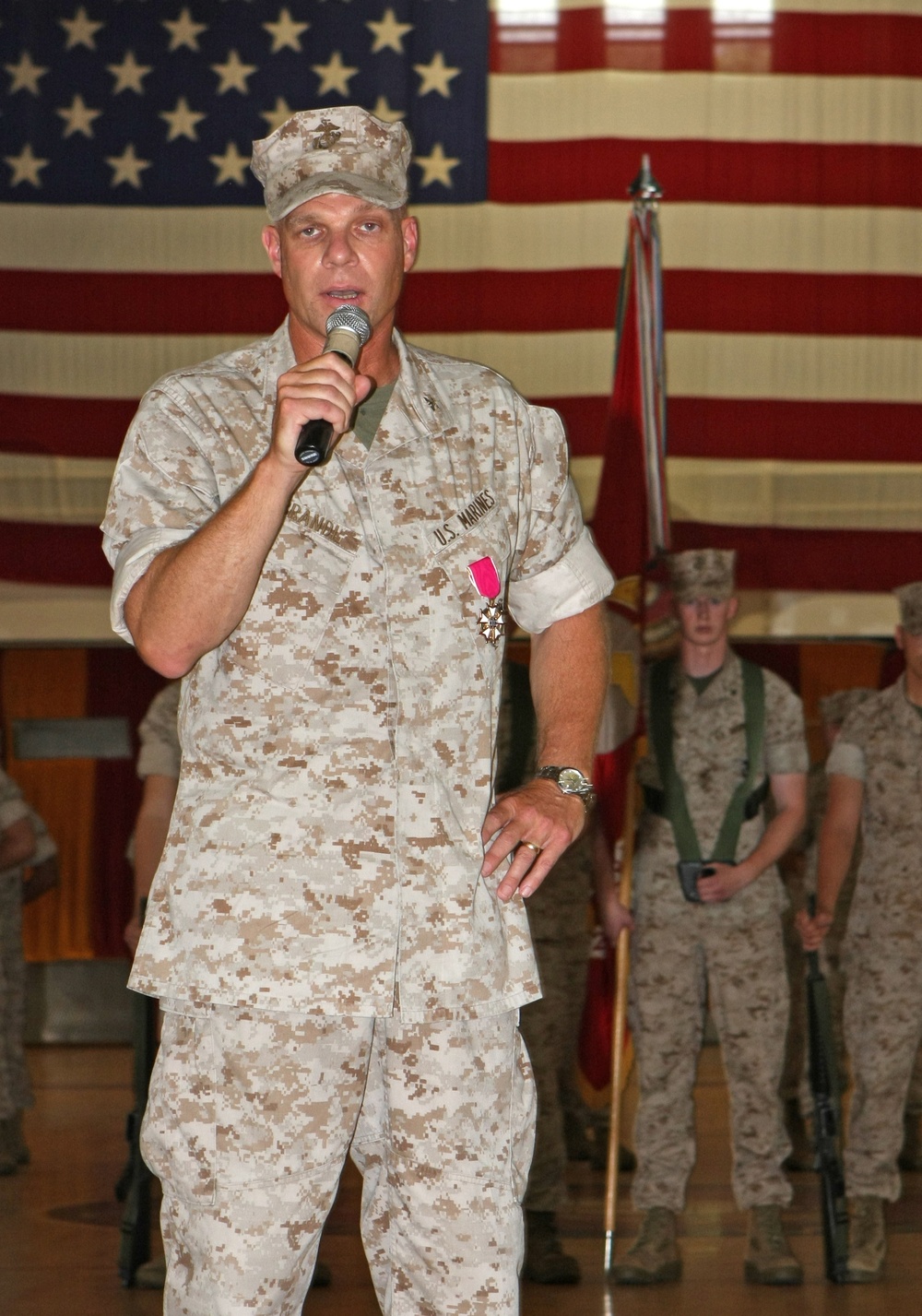 22nd Marine Expeditionary Unit Welcomes New Commanding Officer