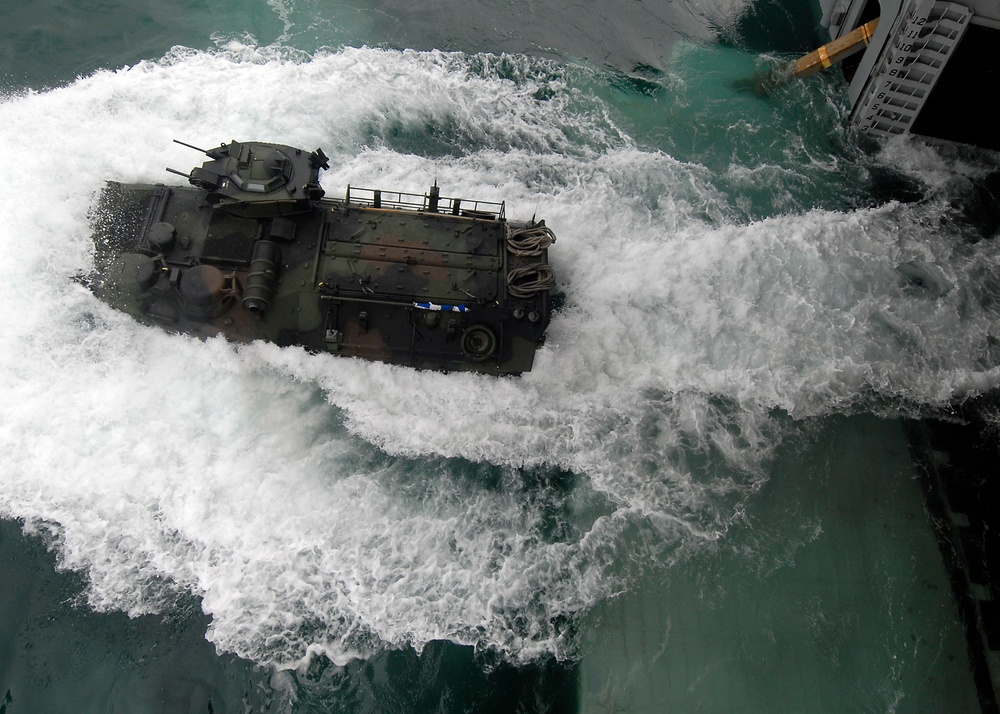 DVIDS - Images - USS Boxer [Image 1 of 2]