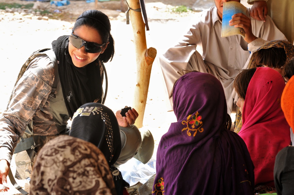 Provincial Reconstruction Team Zabul Visits Girls' School