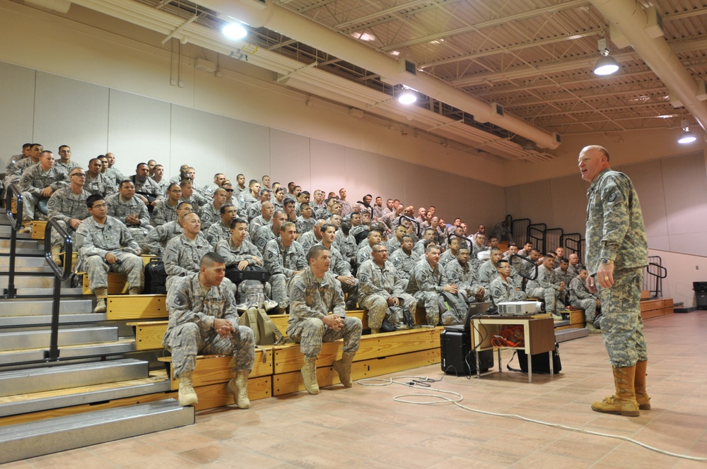 Echo Company 536th Arrive in Fort Bliss after Iraq Deployment