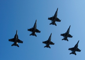 USS Dwight D. Eisenhower action