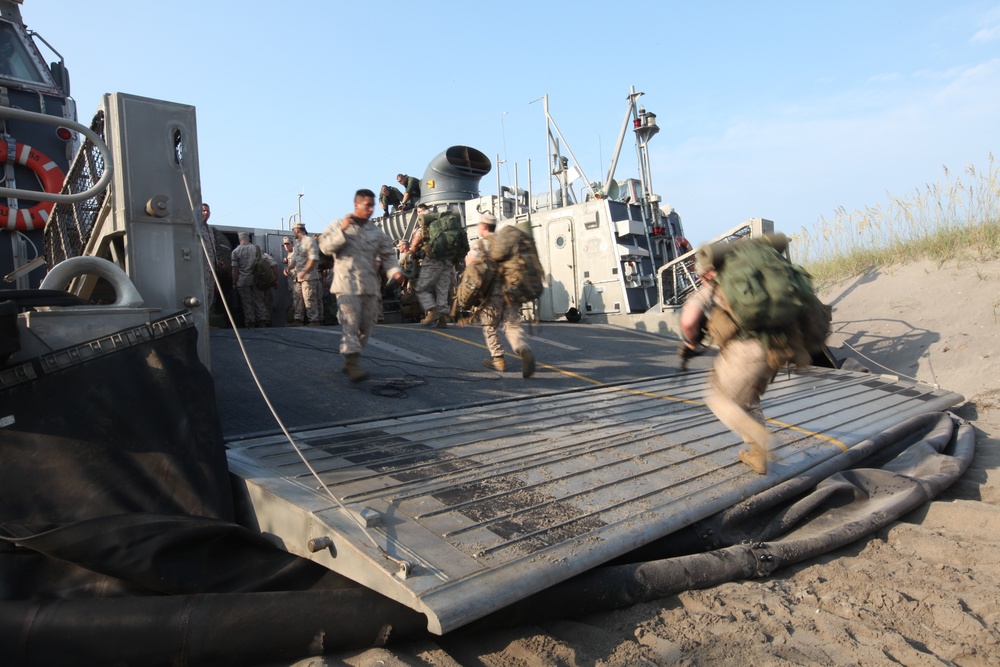 Marines Load Ships