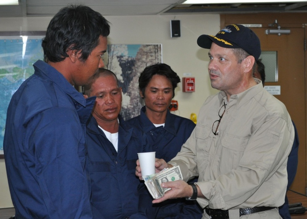 Filipino fisherman rescue