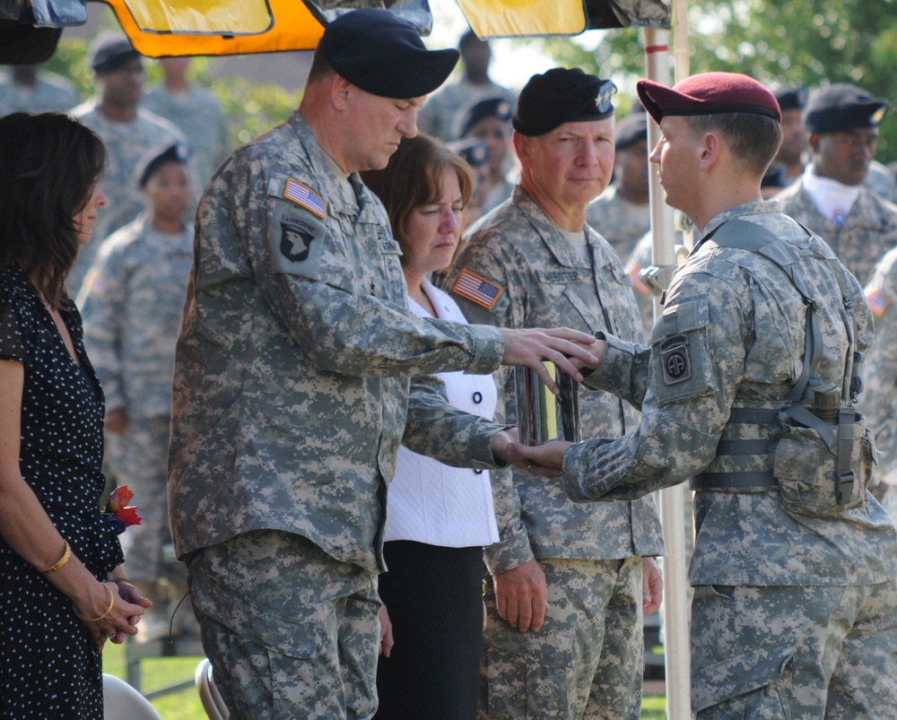 Maj. Gen. Rogers says goodbye to 1st Theater Sustainment Command