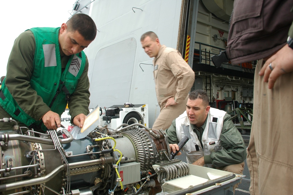 Marine reserves keep 'Phrogs' flying in Peru