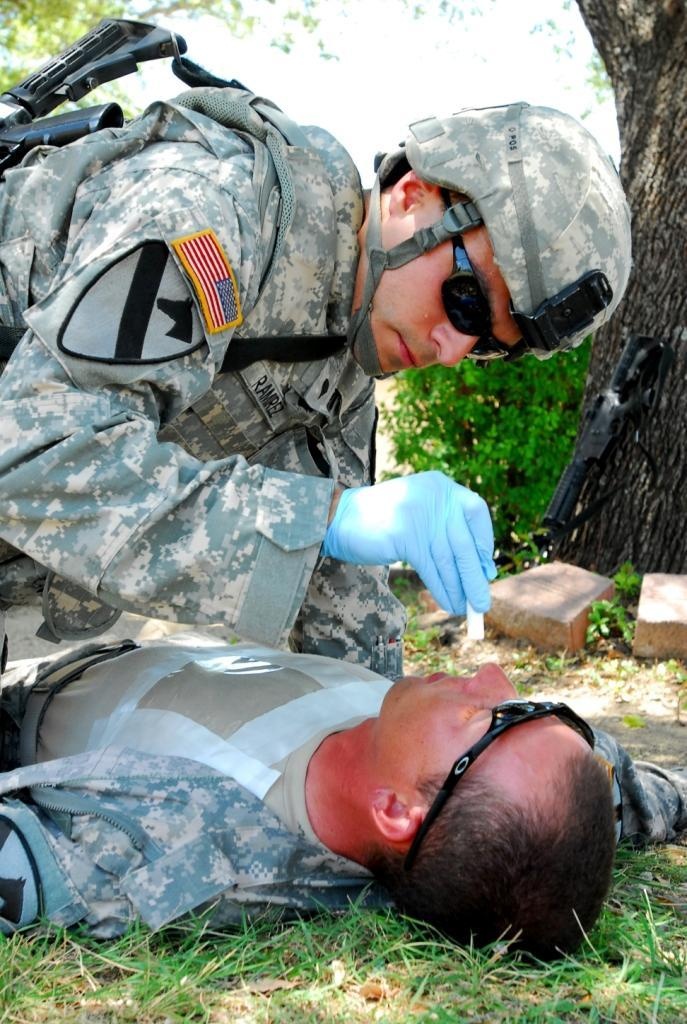 Medic Soldiers train for rigorous challenge