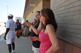 Texas Army National Guard Spouses Welcome Unit Home In Fort Bliss