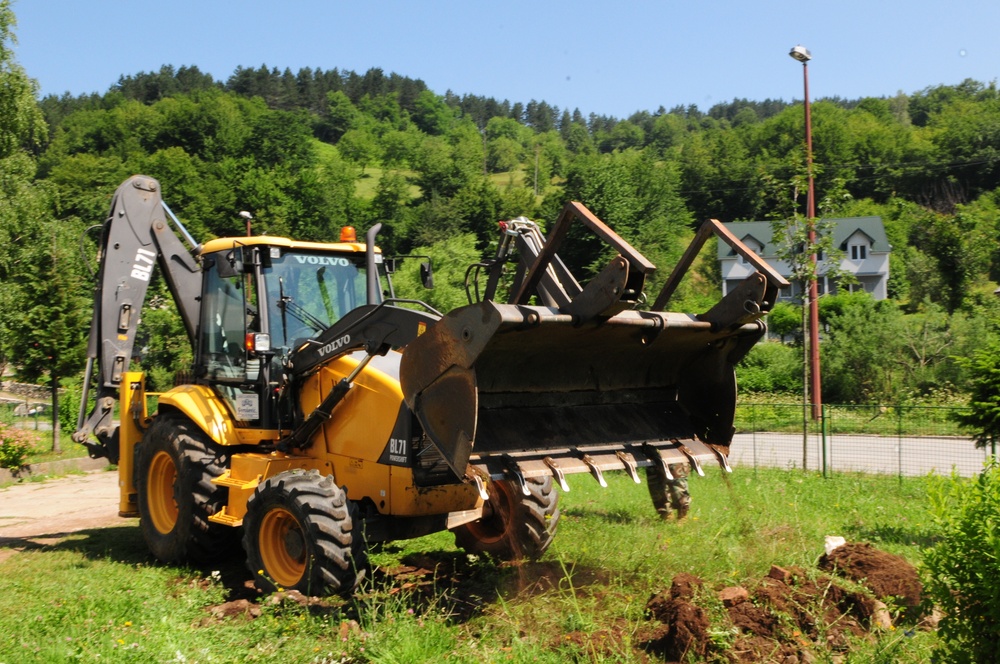 MEDCUR2010 and Humanitarian Assisstance Efforts in Montenegro