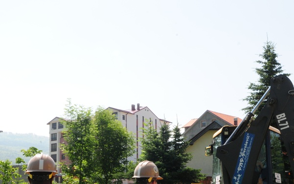 MEDCUR2010 and Humanitarian Assisstance Efforts in Montenegro