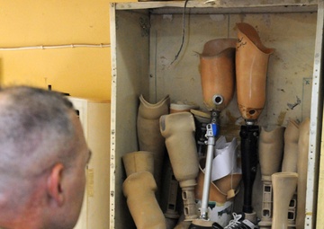 USD-C delivers prosthetics to Iraqis in need