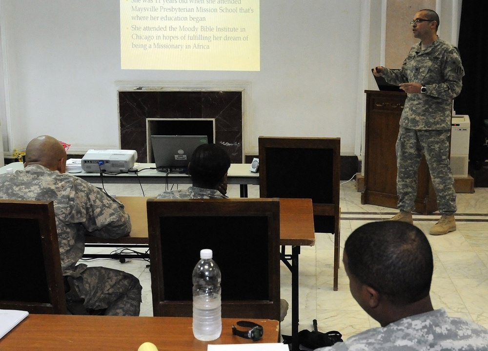 Soldiers Learn to Be Equal Opportunity Leaders