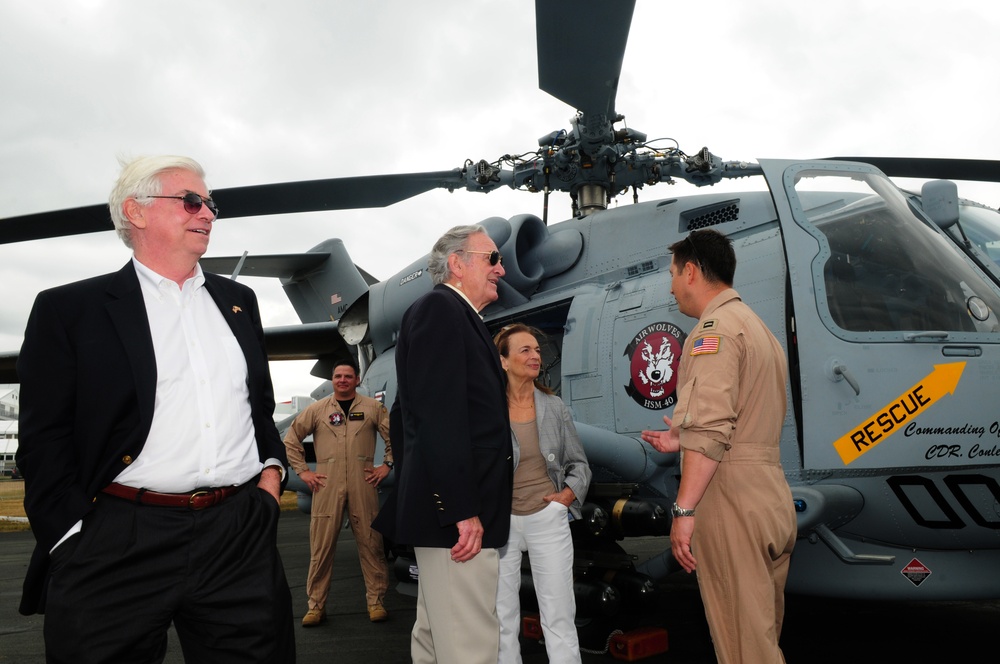 Senator Dodd Tours Farnborough's U.S. Assets