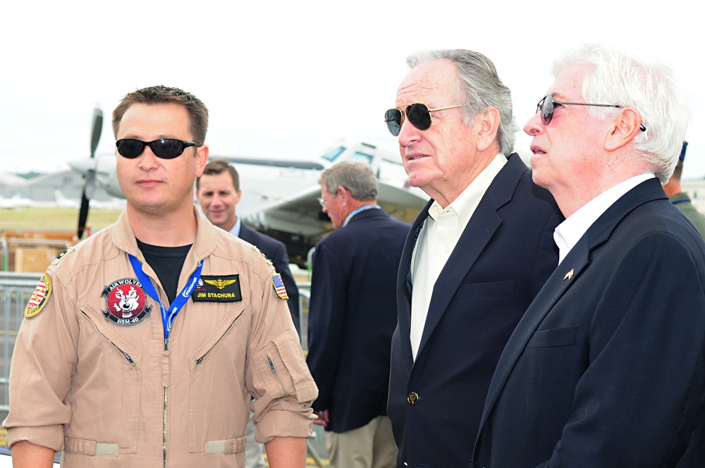 Senator Dodd Tours Farnborough's U.S. Assets