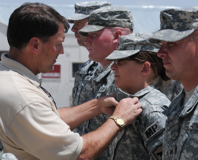 Gov. Rounds Visits National Guard Soldiers in Afghanistan