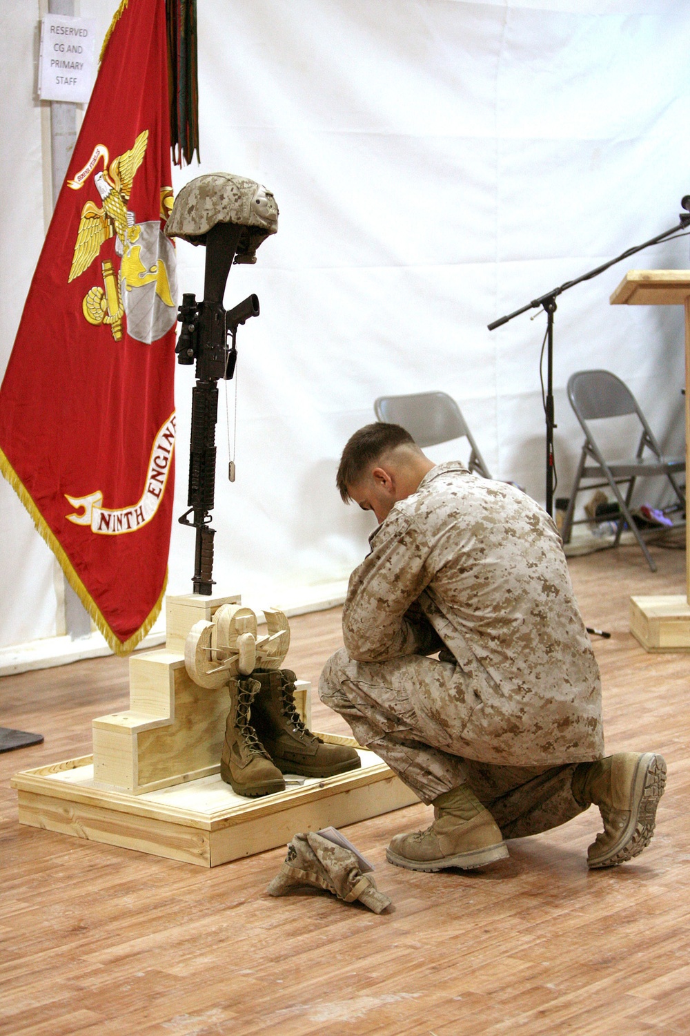 Fallen EOD Marine 'laid down his life for others'
