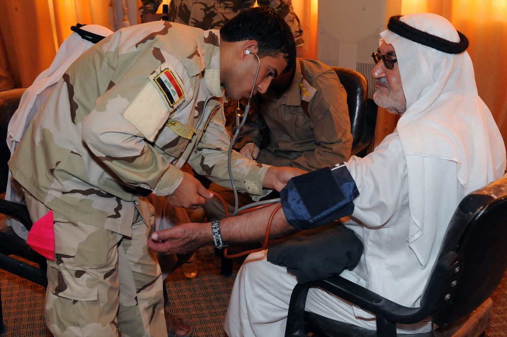 Iraqi Army medics and local doctors lead medical mission in Abu Ghraib